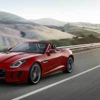 Jaguar F-Type кабриолет: слева спереди